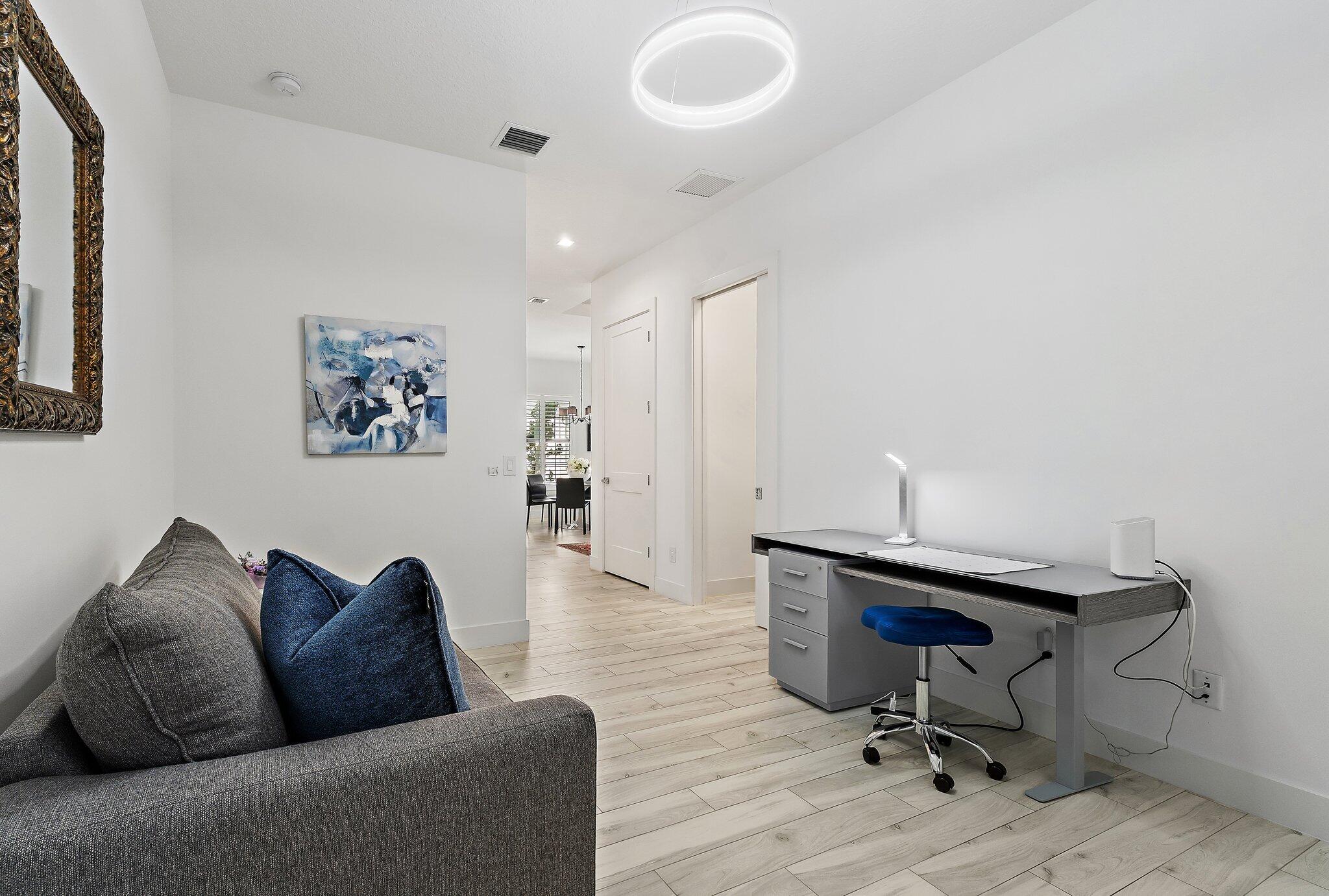 2908 Gin Berry Way West Palm Beach, FL 33401 - Photo 32 of 70 Den