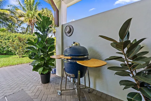 a view of a pathway both side of flower