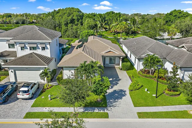 $7,500 | 2908 Gin Berry Way, West Palm Beach, FL 33401