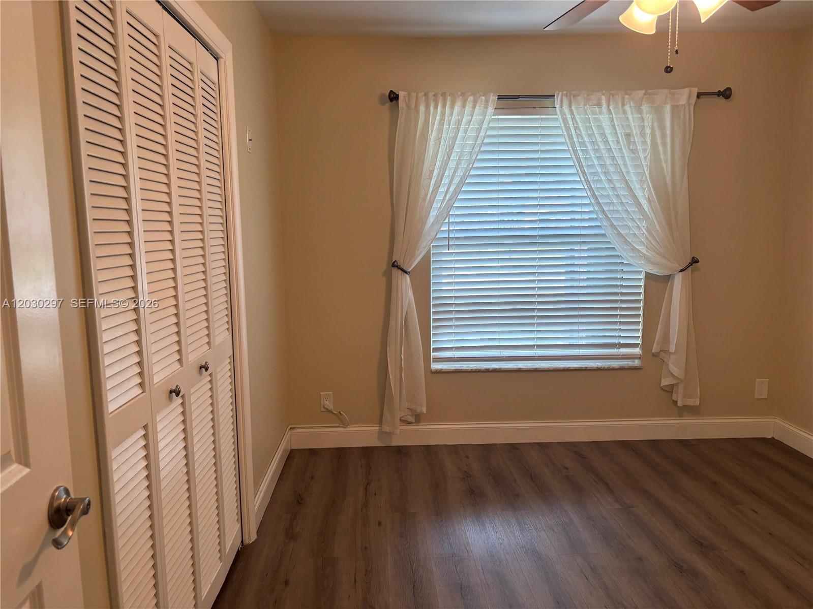100 Gate Road, Unit 363 Hollywood, FL 33024 - Photo 25 of 32 Second bedroom
