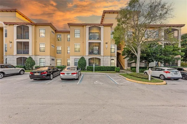 $1,595 | 6159 Metrowest Boulevard, Unit 105, Orlando, FL 32835