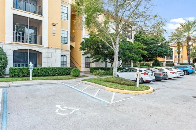 $1,595 | 6159 Metrowest Boulevard, Unit 105, Orlando, FL 32835