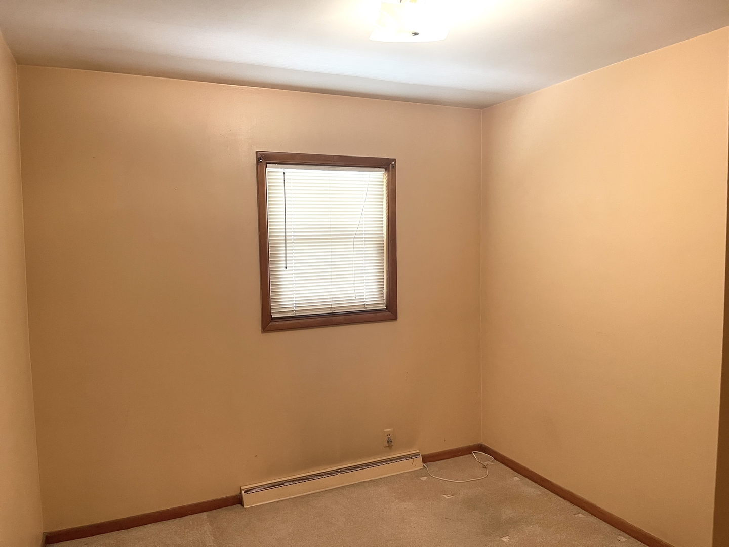 712 Henry Street Peru, IL 61354 - Photo 7 of 15 Gallery Image 7