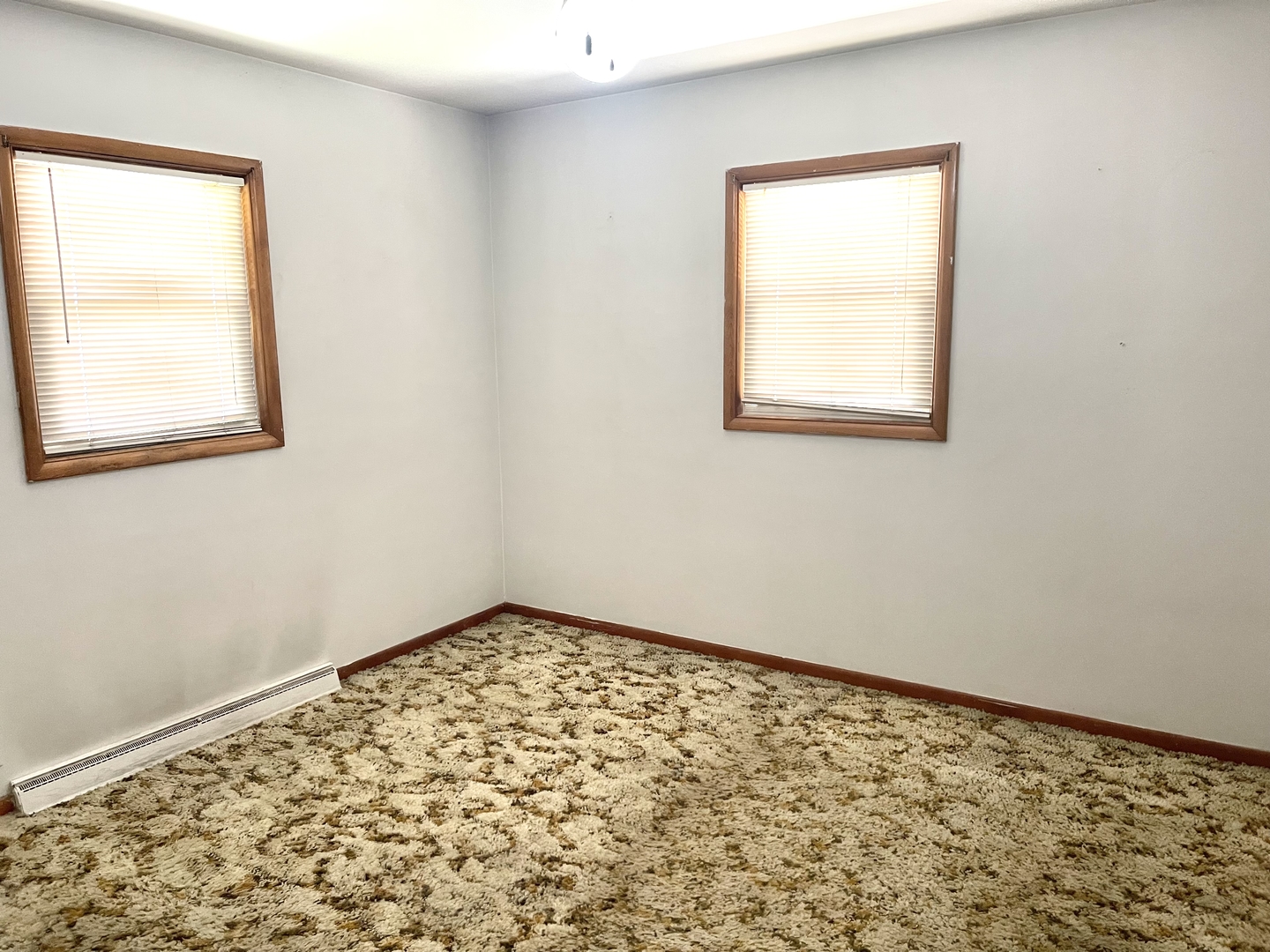 712 Henry Street Peru, IL 61354 - Photo 8 of 15 Gallery Image 8