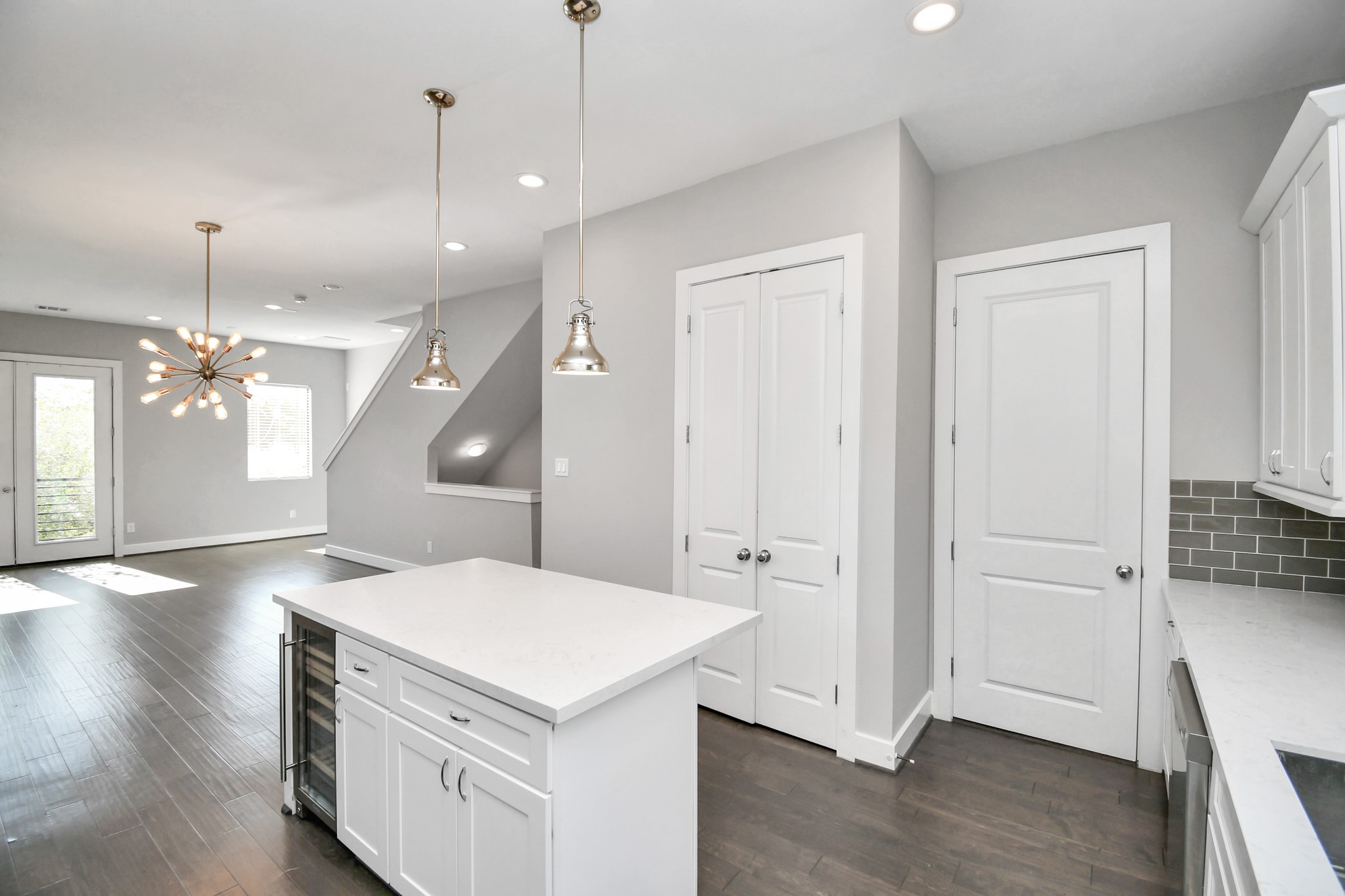 308 Palmer Street Houston, TX 77003 - Photo 12 of 36 a view of a kitchen and a chandelier