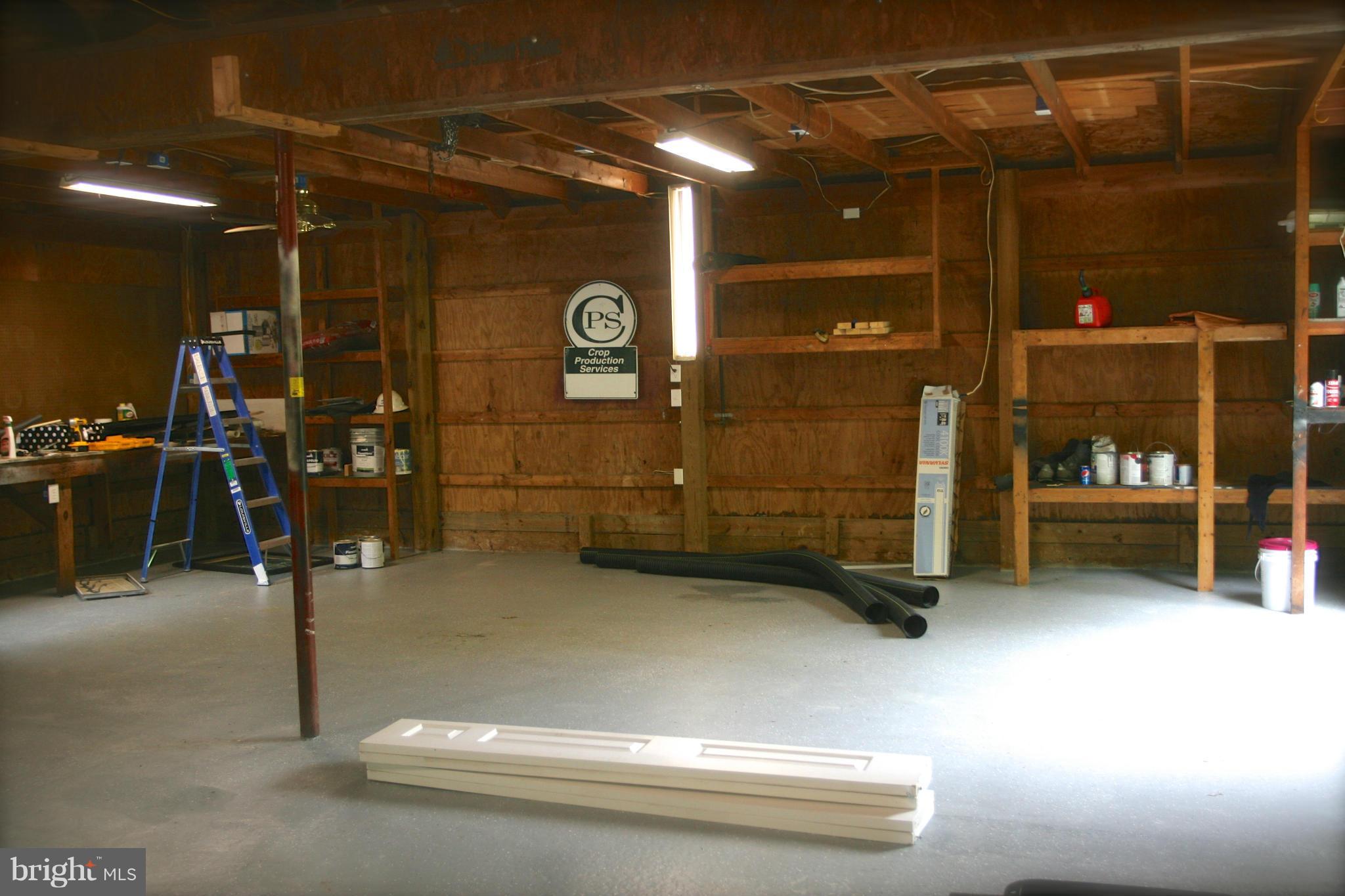 7054 Tanglewood Road Spotsylvania, VA 22551 - Photo 14 of 18 4 Car Garage w/Electric