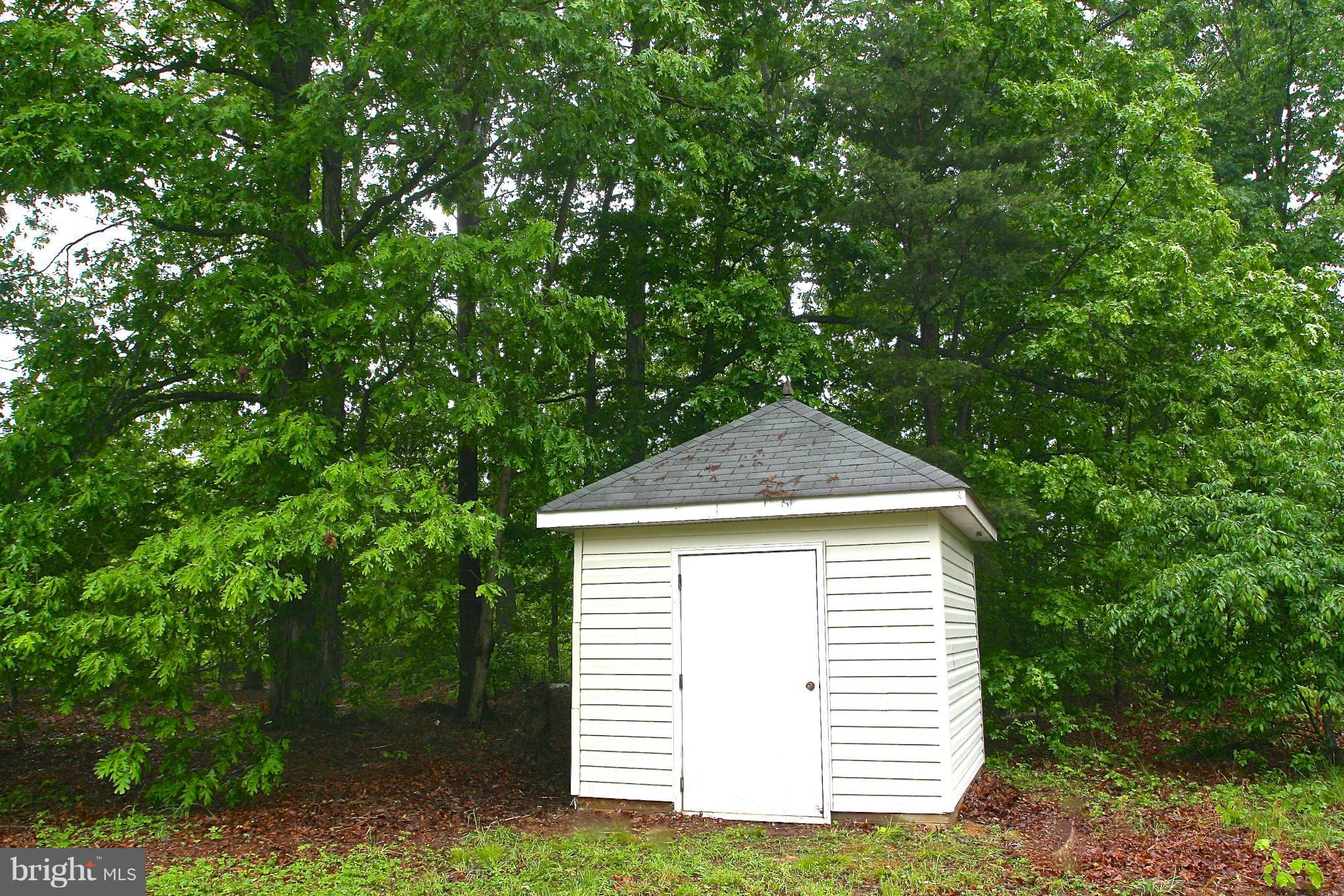 7054 Tanglewood Road Spotsylvania, VA 22551 - Photo 18 of 18 Storage Shed