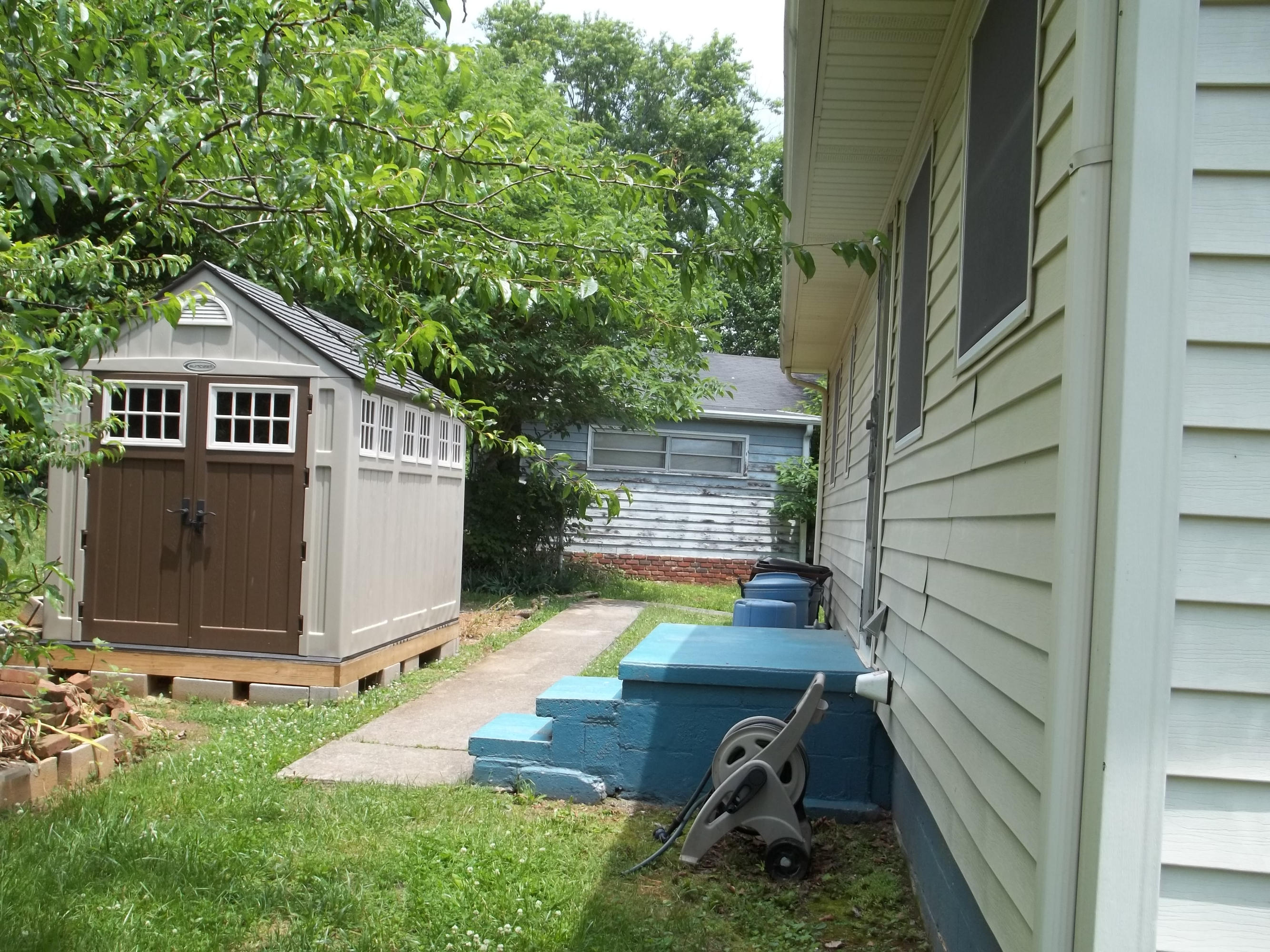 150 Outer Drive Oak Ridge, TN 37830 - Photo 16 of 16 100_5667