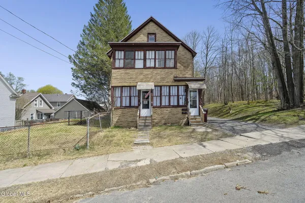$134,900 | 109 South Judson Street, Gloversville, NY 12078