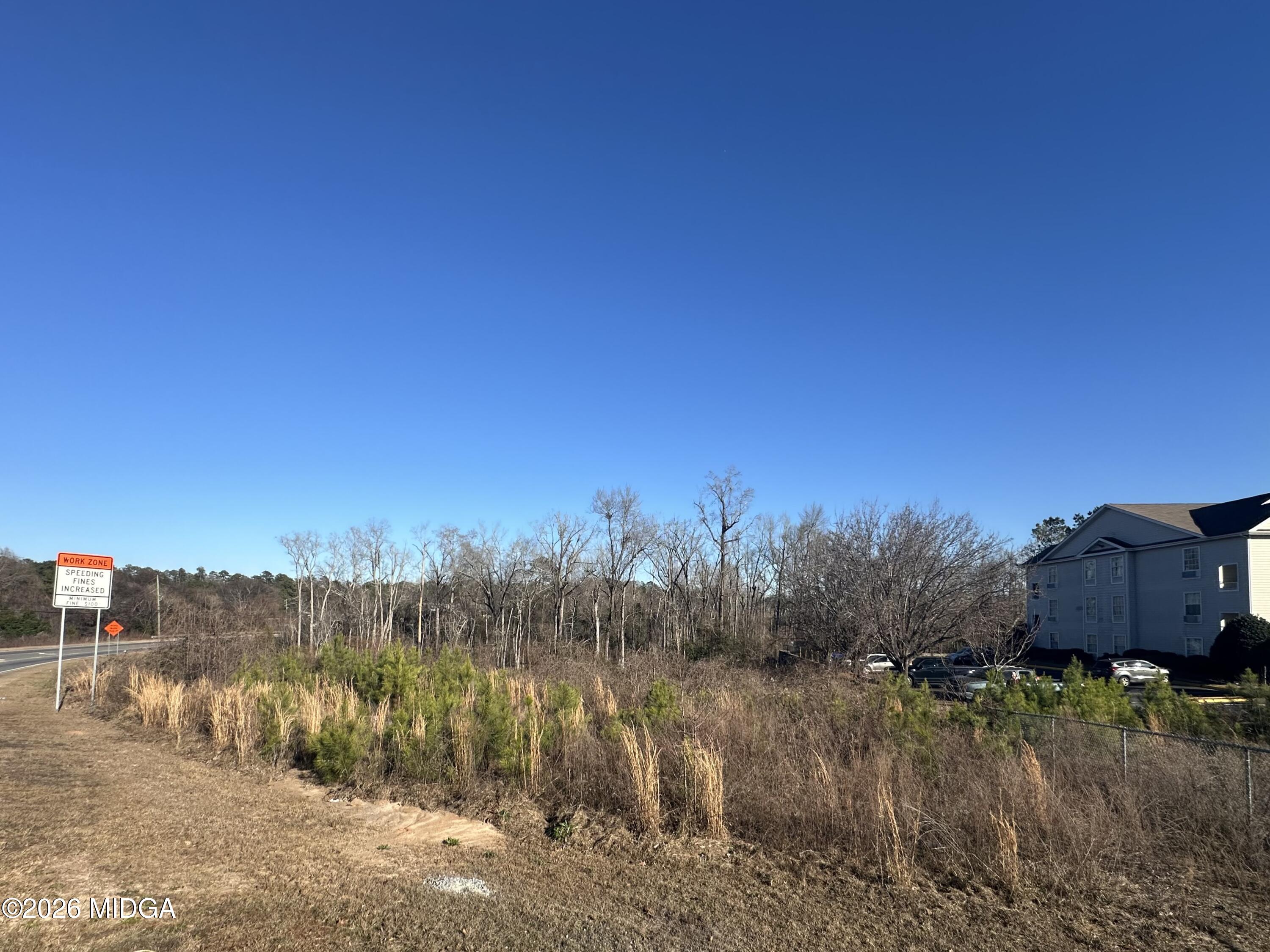 2013 Moody Road Warner Robins, GA 31088 - Photo 7 of 7 IMG_8669