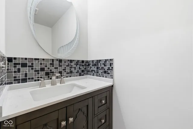 $405,000 | 3448 Waterloo Drive, Indianapolis, IN 46268