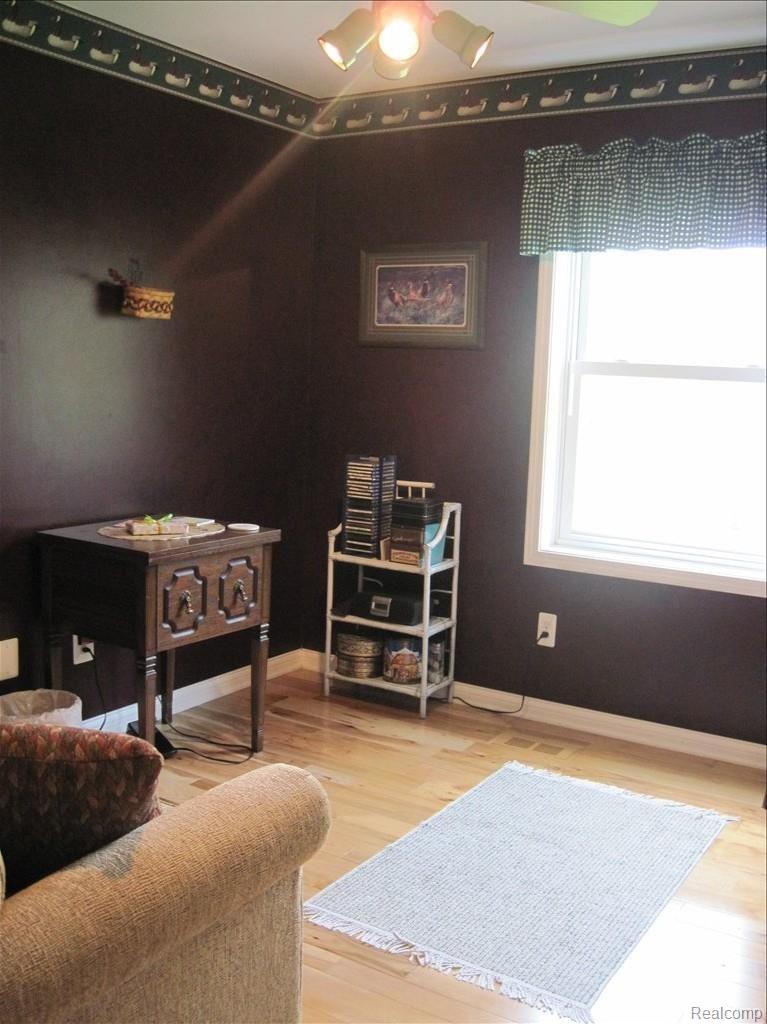 7368 Lobdell Road Linden, MI 48451 - Photo 13 of 19 Bed3