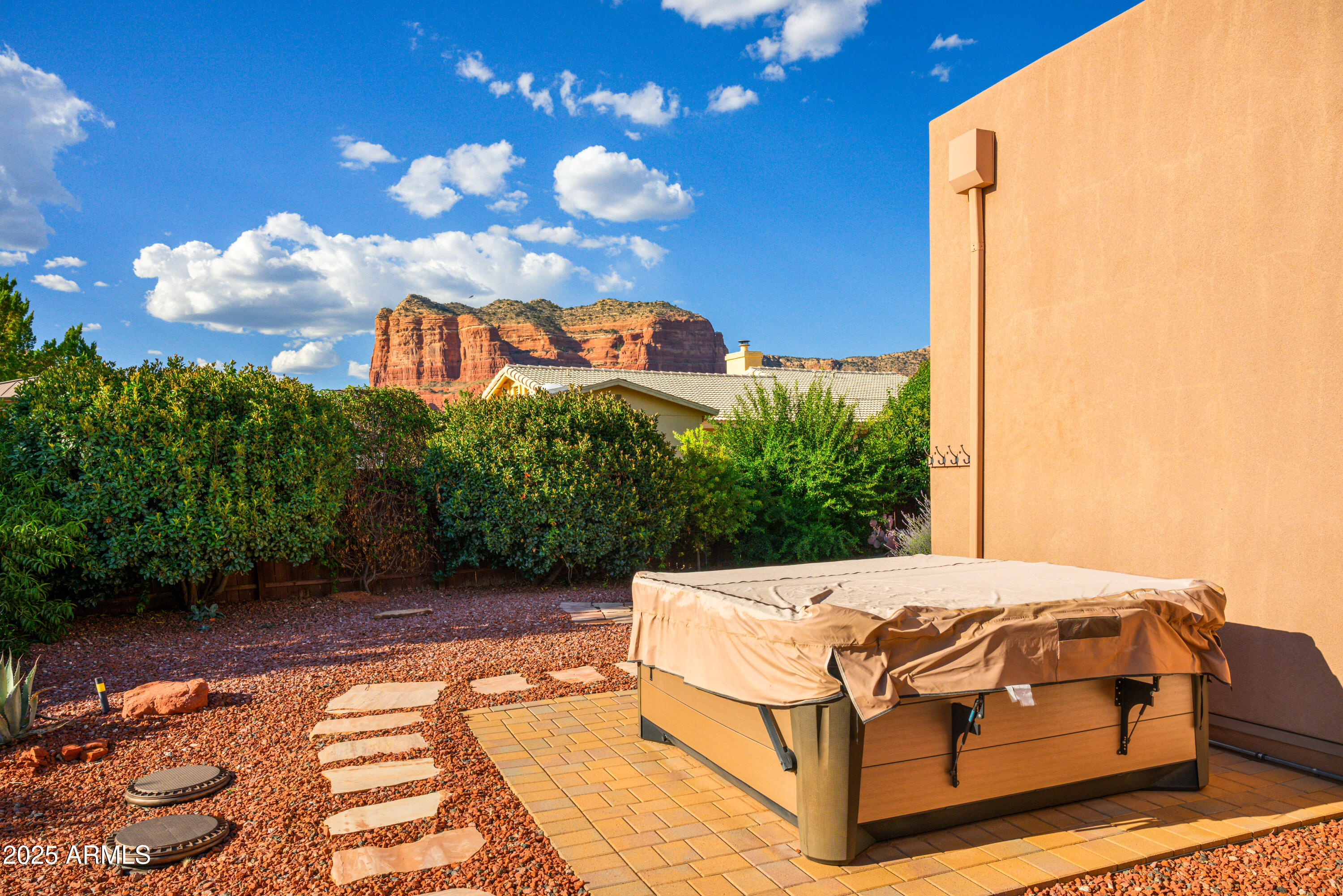 125 Rock Top Road Sedona, AZ 86351 - Photo 3 of 33 125 Rock Top-26