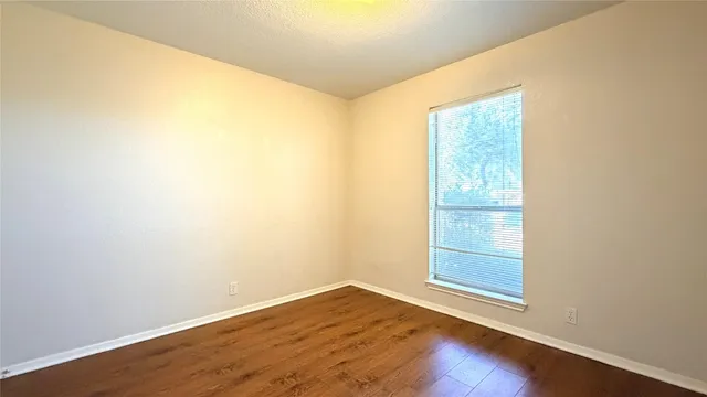 $2,500 | 11513 Kempwood Drive, Austin, TX 78750