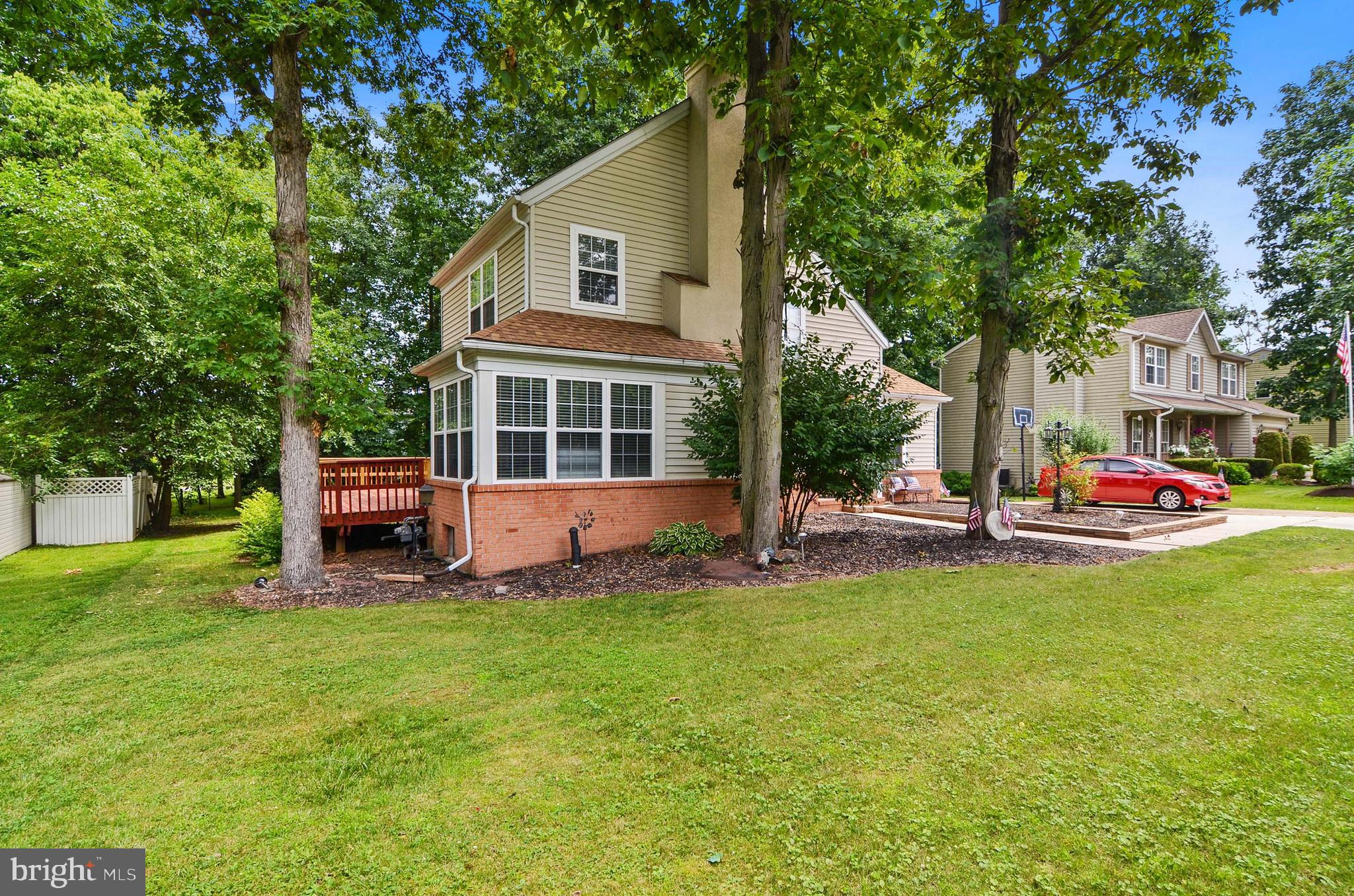 3105 Raintree Road York, PA 17404 - Photo 4 of 43 Gallery Image 4