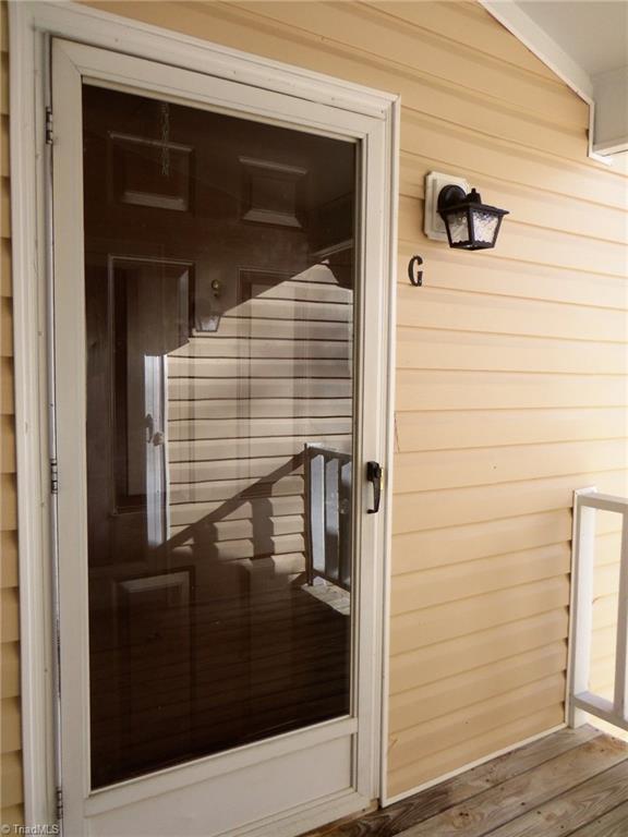 5669 Hornaday Road Greensboro, NC 27409 - Photo 2 of 13 Second floor back unit.