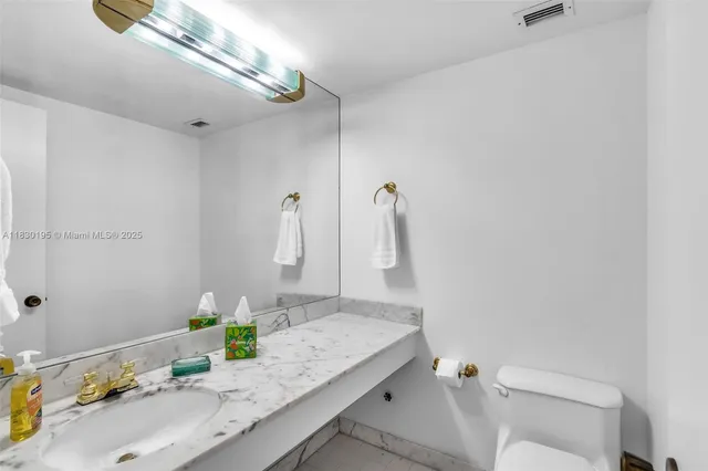 $975,000 | 177 Ocean Ln Drive, Unit 1203, Key Biscayne, FL 33149