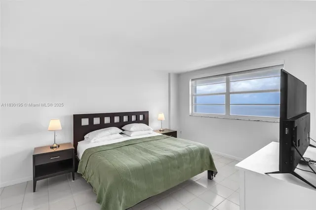 $975,000 | 177 Ocean Ln Drive, Unit 1203, Key Biscayne, FL 33149