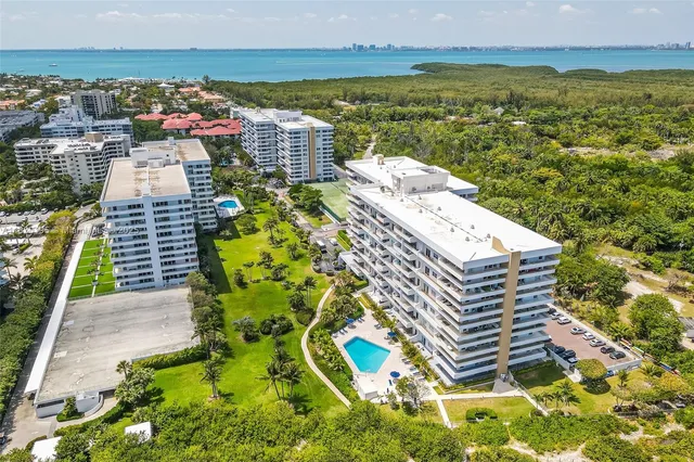 $975,000 | 177 Ocean Ln Drive, Unit 1203, Key Biscayne, FL 33149