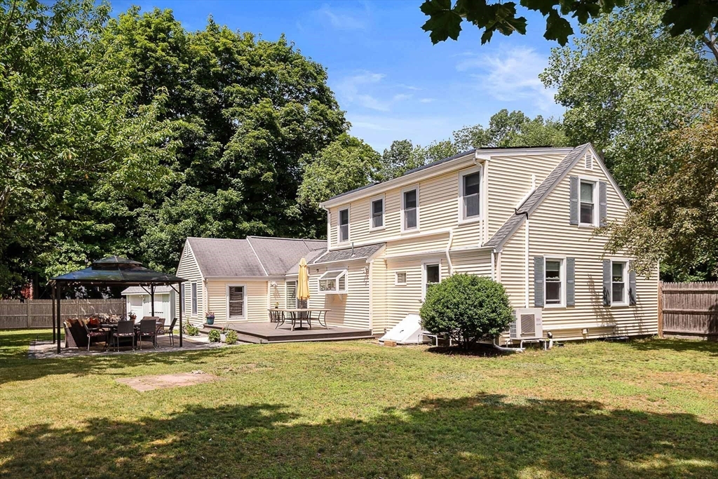 389 Commonwealth Road Wayland, MA 01778 - Photo 3 of 29