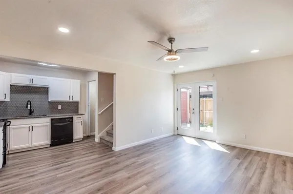 $1,800 | 1821 East Grauwyler Road, Unit 188, Irving, TX 75061
