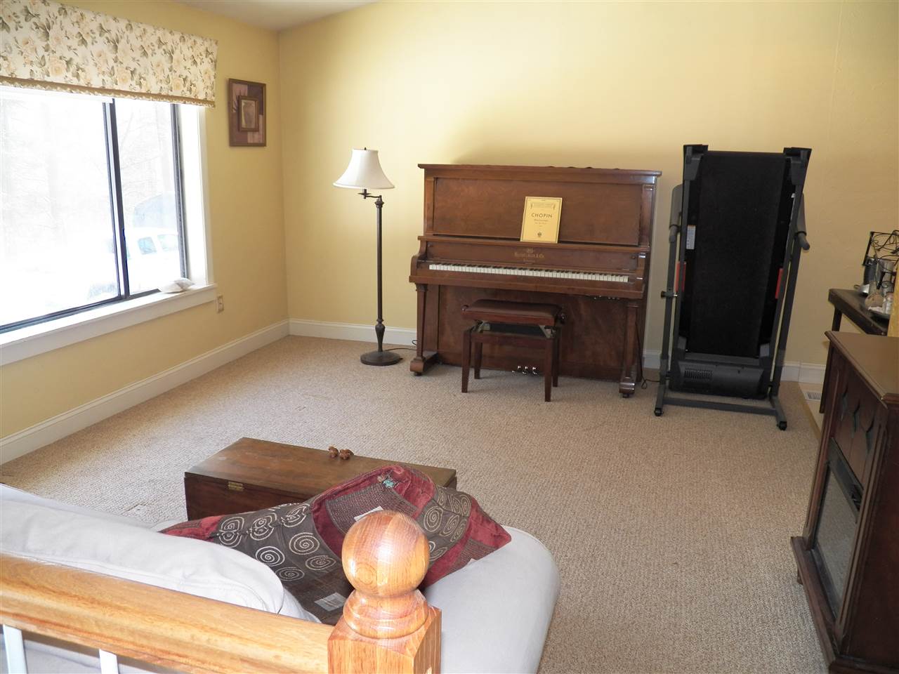 81 Mt Delight Road Deerfield, NH 03037 - Photo 5 of 30