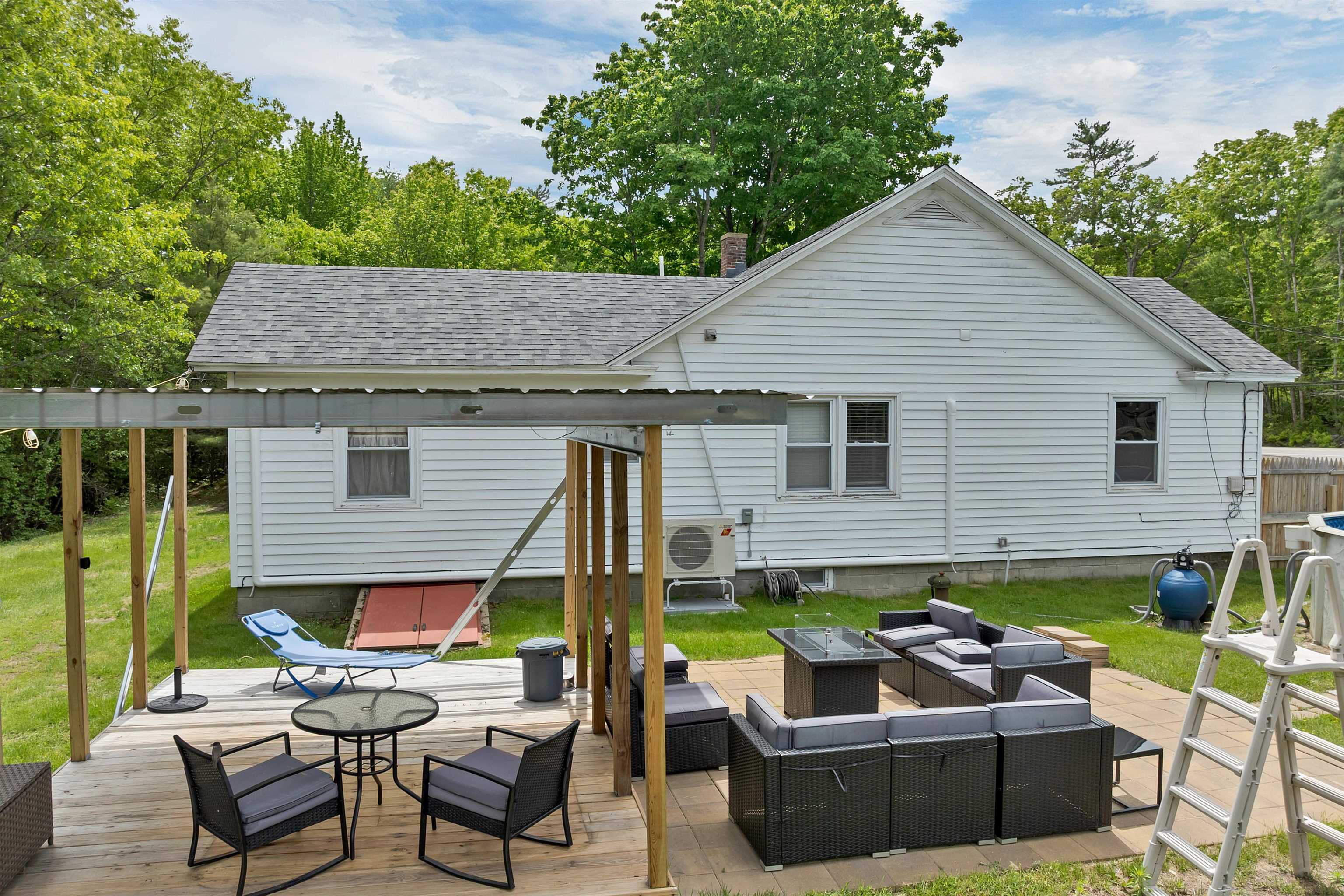 341 Hill Road Franklin, NH 03235 - Photo 4 of 60