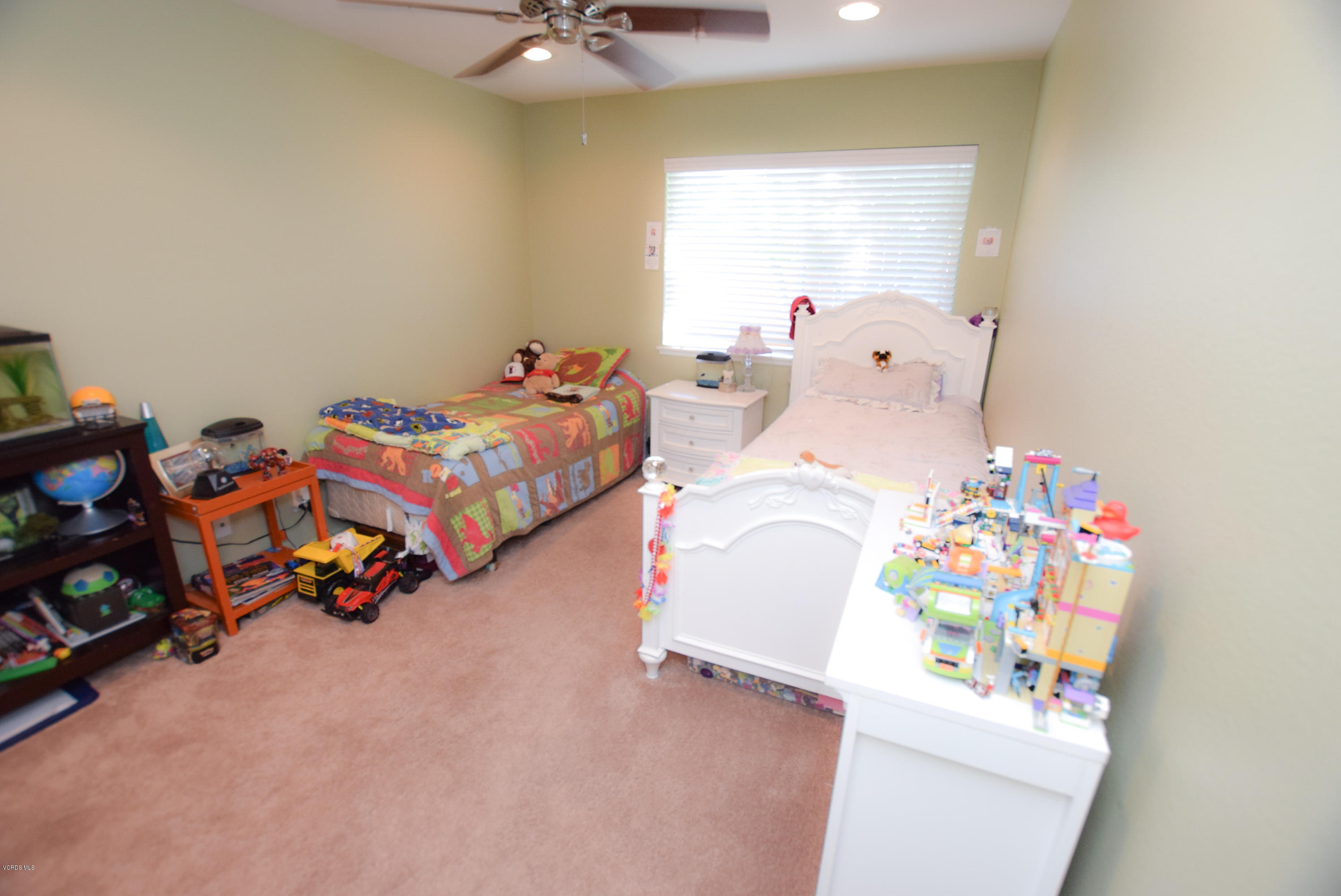 13133 East Annette Street Moorpark, CA 93021 - Photo 13 of 20 13133 annette (13 of 19)