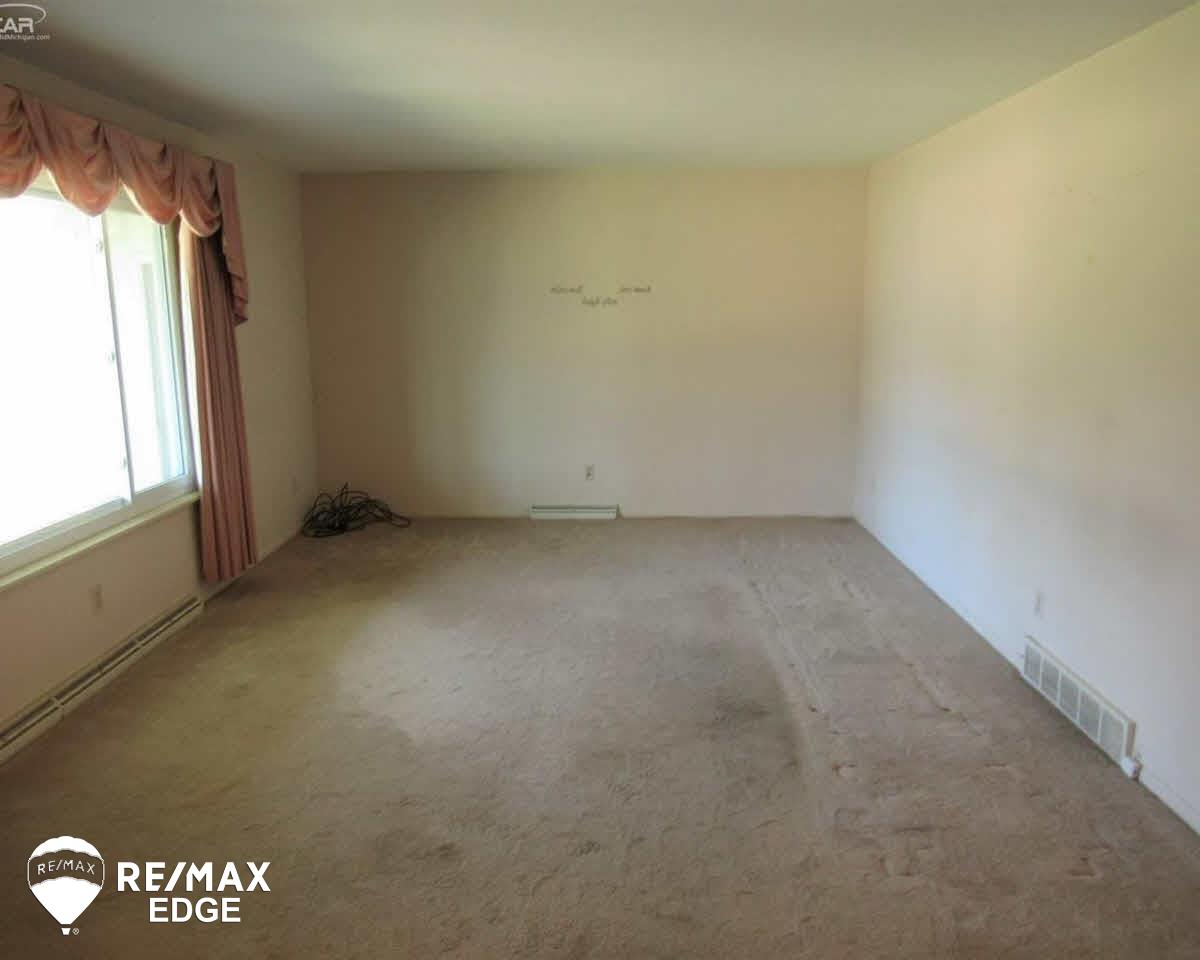 6090 Bell Road Birch Run, MI 48415 - Photo 5 of 18 21273114-4.JPG