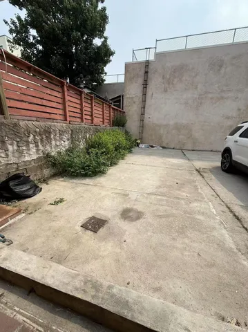 $950,000 | 32-49 110th Street | East Elmhurst