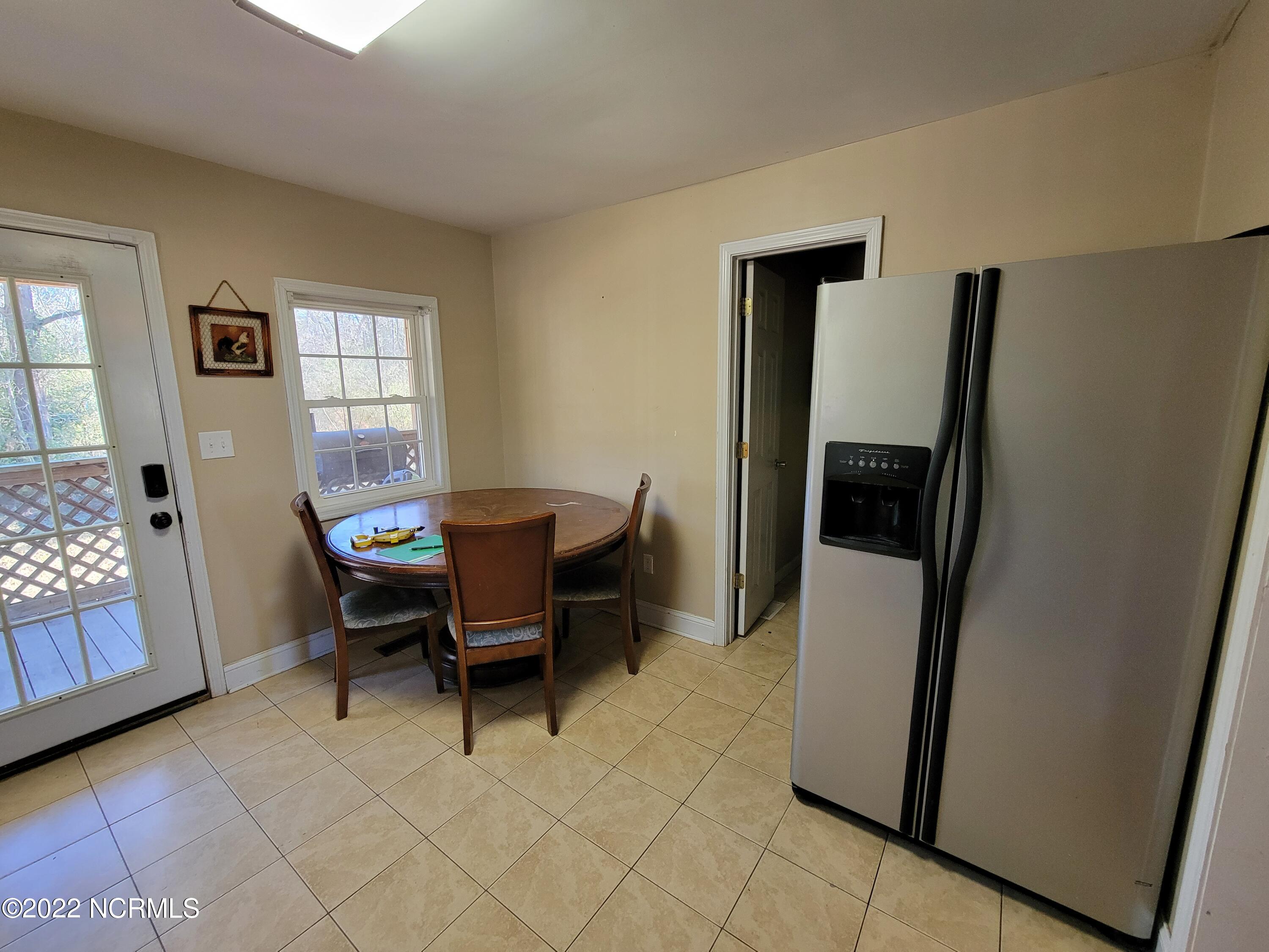 417 Fountaintown Road Beulaville, NC 28518 - Photo 10 of 24 20220112_102529