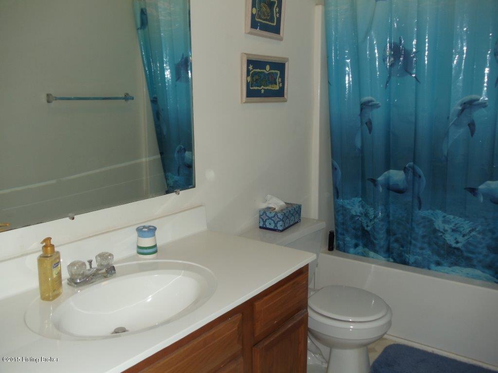 9605 Brooks Bend Road Louisville, KY 40258 - Photo 22 of 24 DSC07280