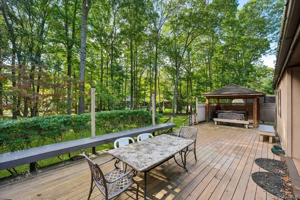 $63,000 | 4 Ivy Place, Shelter Island, NY 11965