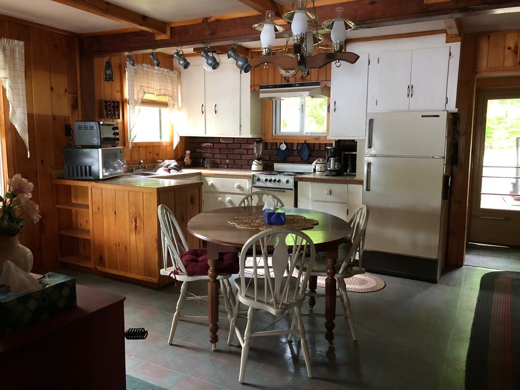 996 Goodnow Flow Road Newcomb, NY 12852 - Photo 9 of 19 Gallery Image 9