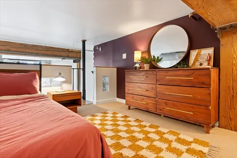 $325,000 | 2650 West Belden Avenue, Unit 215, Chicago, IL 60647
