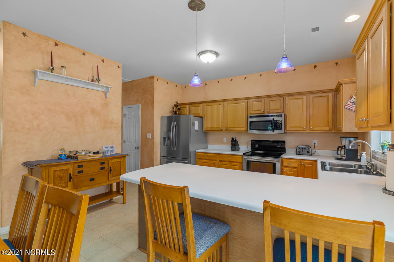 1616 Riggs Road Maysville, NC 28555 - Photo 13 of 54 12