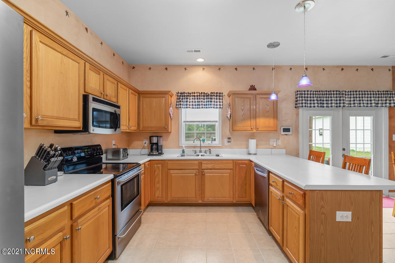 1616 Riggs Road Maysville, NC 28555 - Photo 16 of 54 15