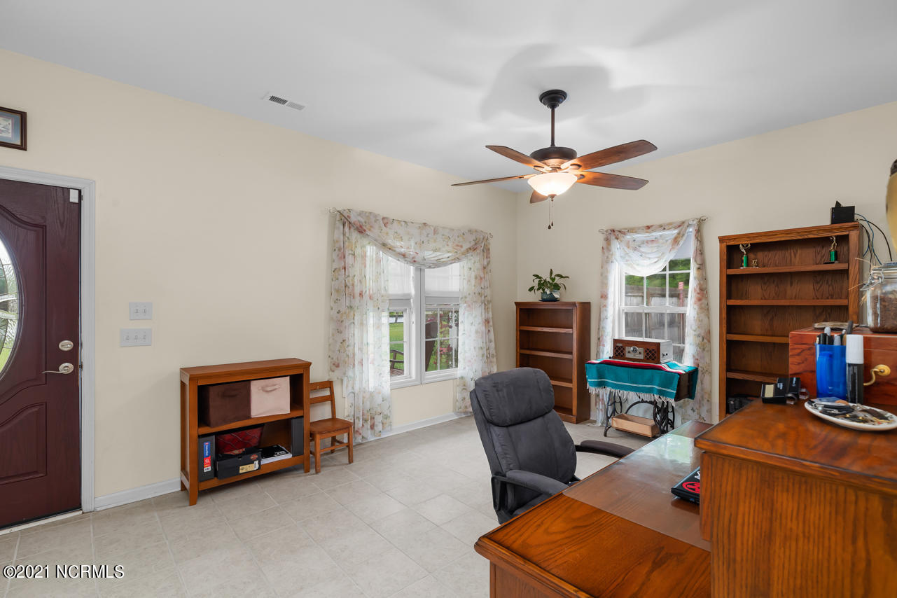 1616 Riggs Road Maysville, NC 28555 - Photo 7 of 54 6
