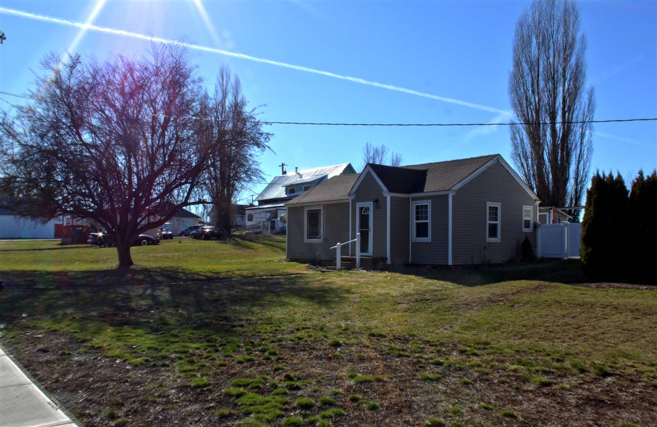 225 North Main Street Spangle, WA 99031 - Photo 2 of 20 Gallery Image 2