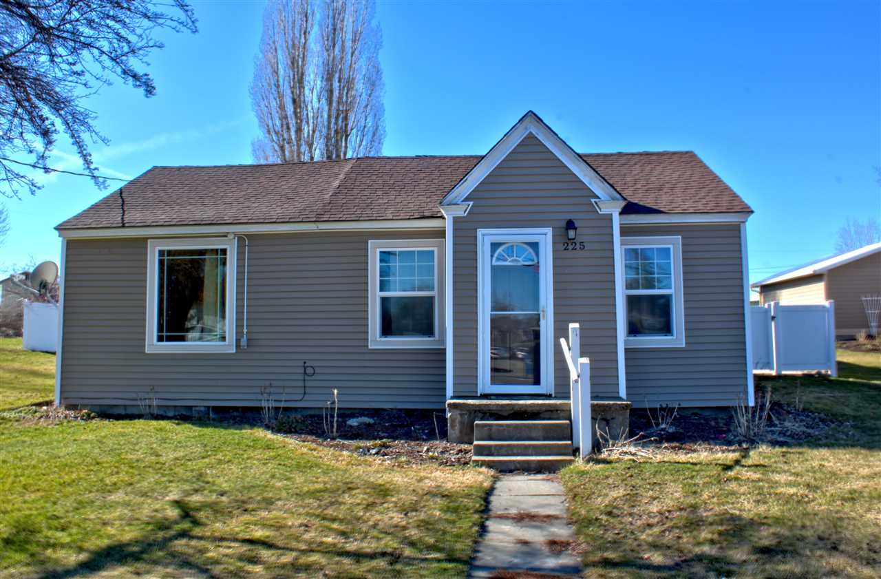 225 North Main Street Spangle, WA 99031 - Photo 4 of 20 Gallery Image 4