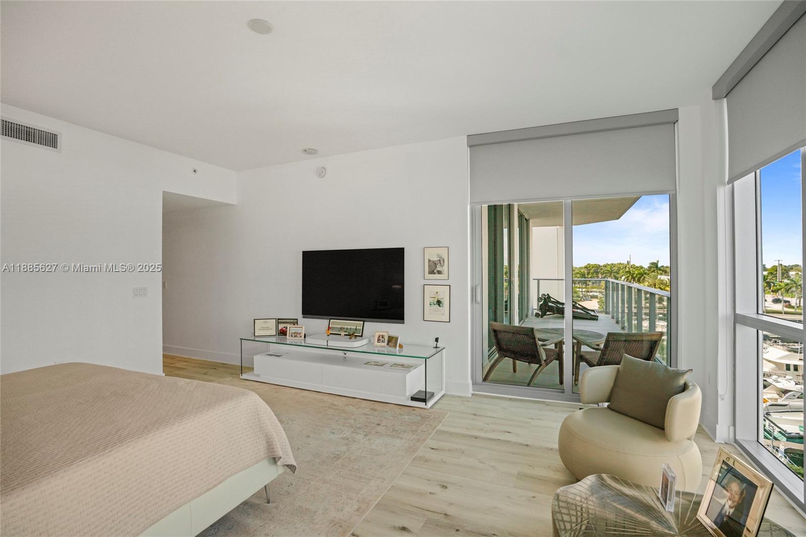 17111 Biscayne Boulevard, Unit 401 North Miami Beach, FL 33160 - Photo 26 of 66