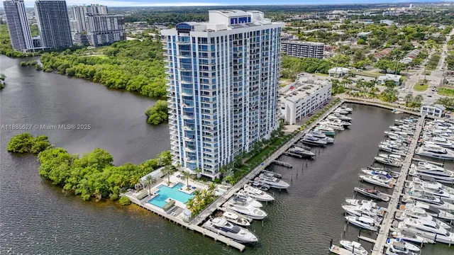 $1,375,000 | 17111 Biscayne Boulevard, Unit 401, North Miami Beach, FL 33160