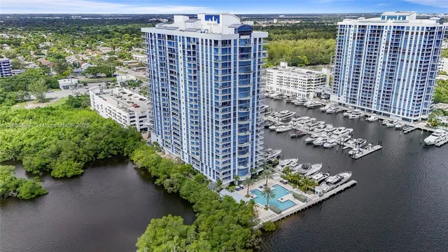 $1,375,000 | 17111 Biscayne Boulevard, Unit 401, North Miami Beach, FL 33160