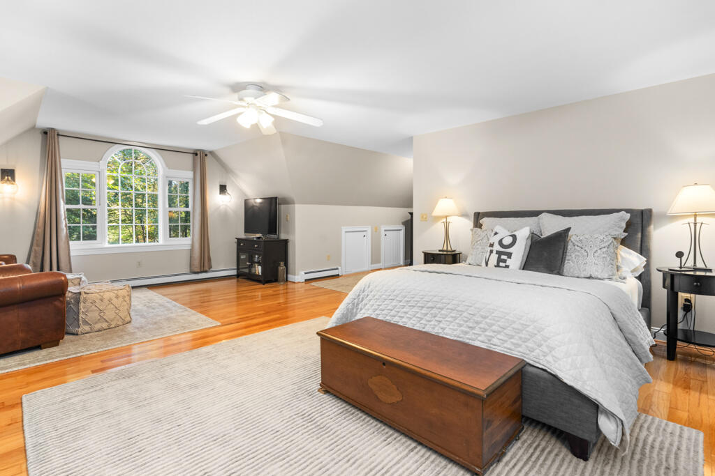 11 Fox Run Road Falmouth, ME 04105 - Photo 56 of 77 20251009-DSC08649