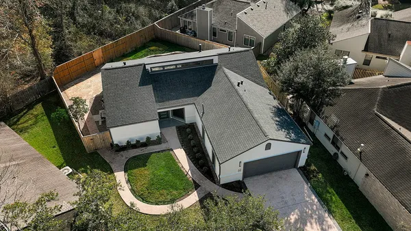 view of outdoor space and yard