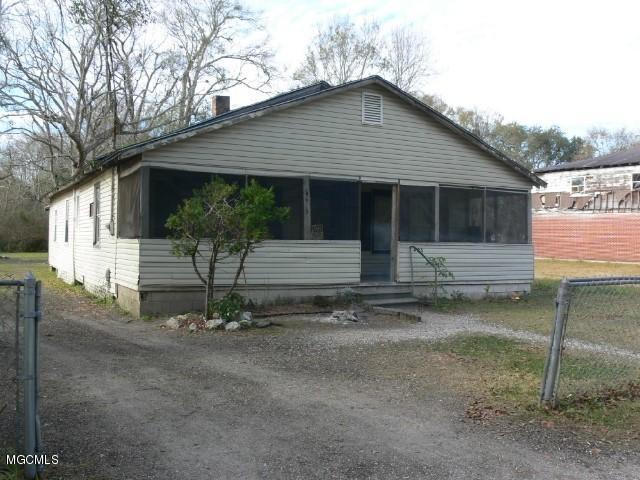 4125 Verlon Street Moss Point, MS 39563 - Photo 1 of 10 open-uri20190131-16979-1osfn92