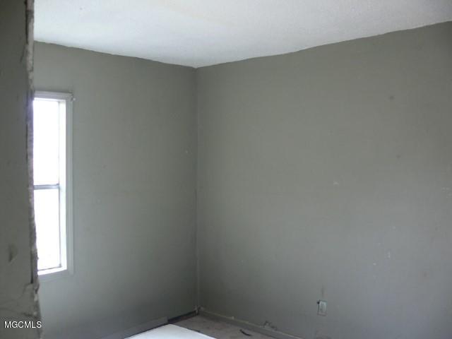 4125 Verlon Street Moss Point, MS 39563 - Photo 4 of 10 open-uri20190131-16979-9ujwbb