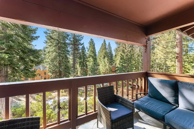 $1,299,000 | 929 Southwood Boulevard, Incline Village, NV 89451