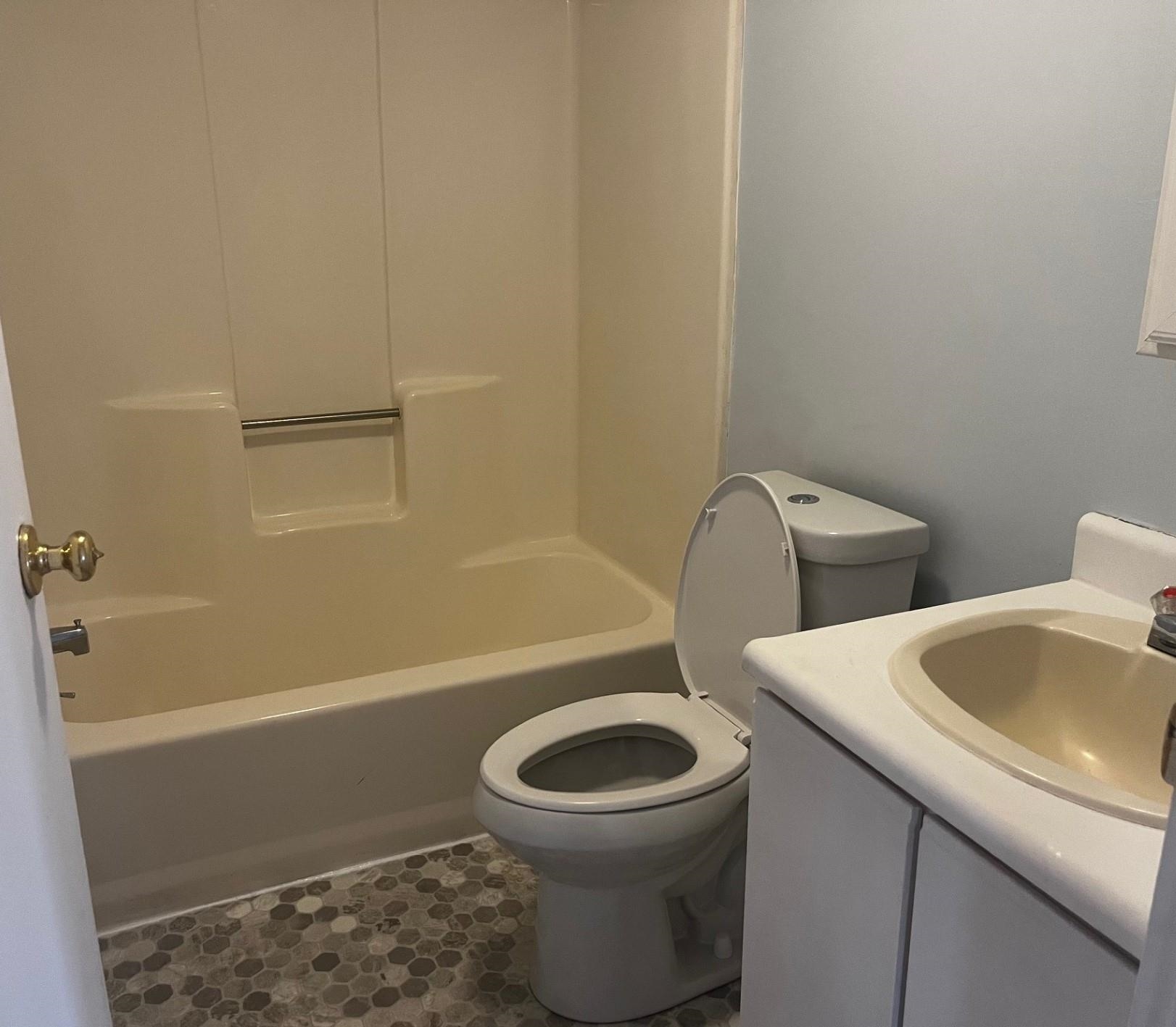 19 Brookside Drive Middlebury, VT 05753 - Photo 5 of 23