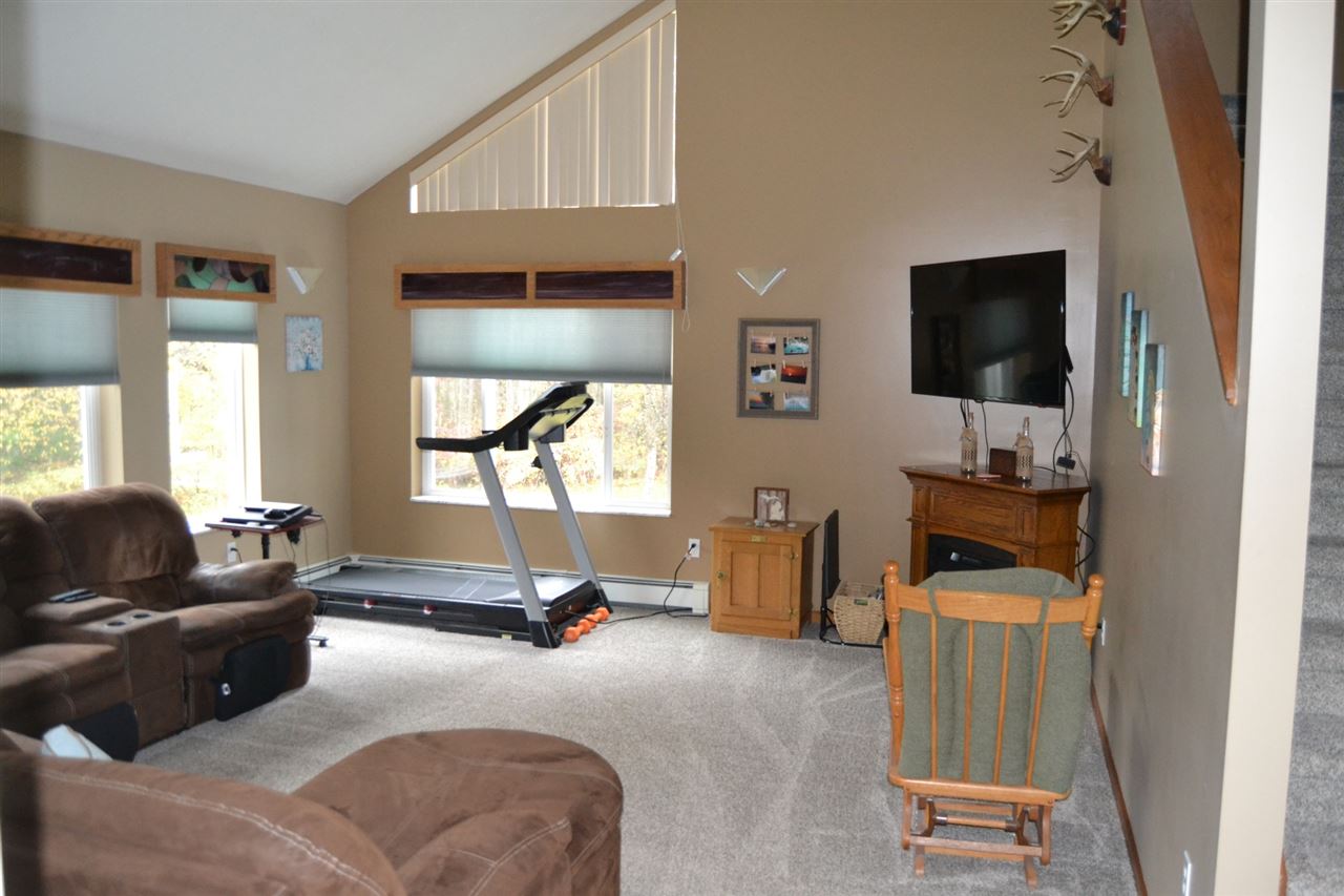 1209 Rough Court Roscommon, MI 48653 - Photo 7 of 42 1881509-6.JPG
